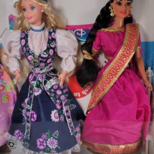 Samples of Dolls of the World
